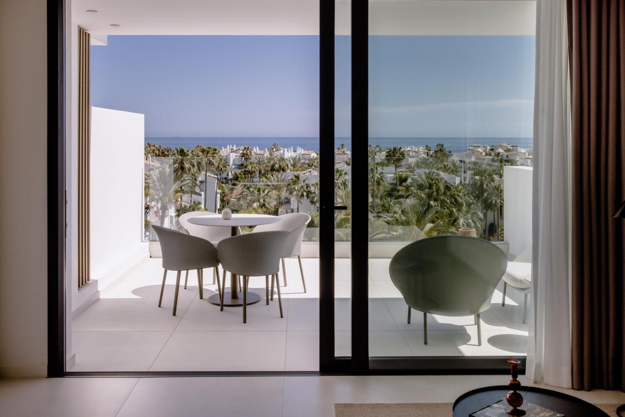 The Flag Hotel Marbella, Estepona Adult Recommended Eksteriør billede