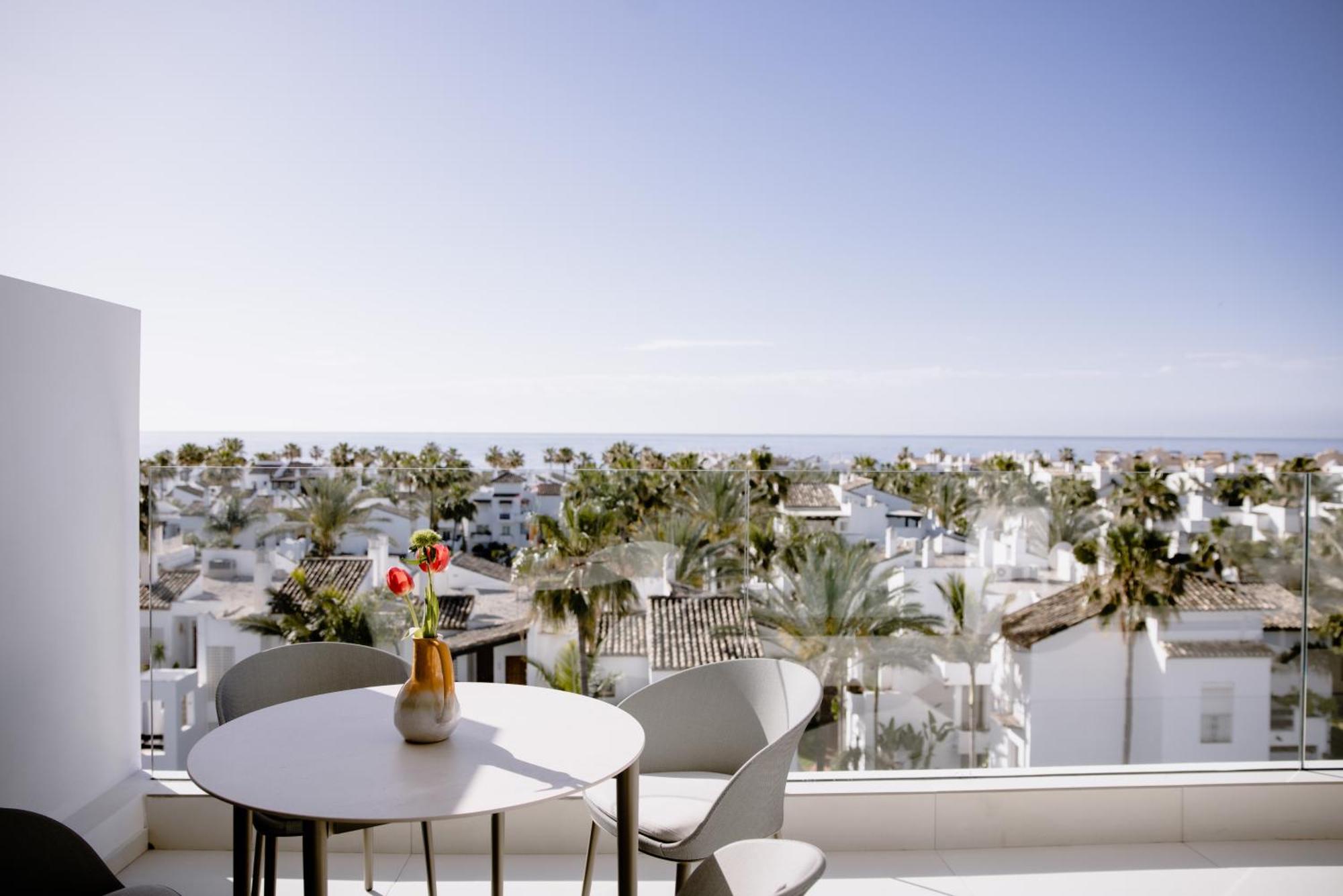 The Flag Hotel Marbella, Estepona Adult Recommended Eksteriør billede