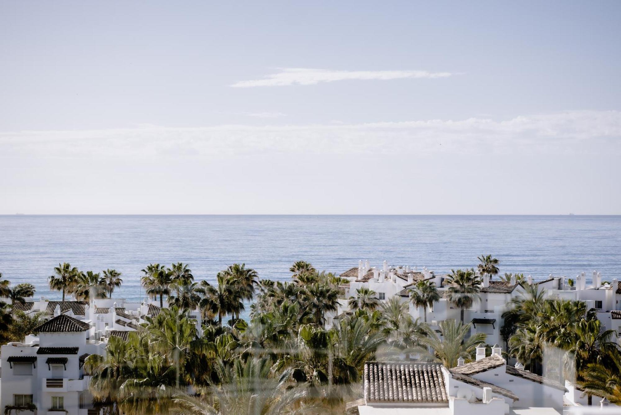 The Flag Hotel Marbella, Estepona Adult Recommended Eksteriør billede