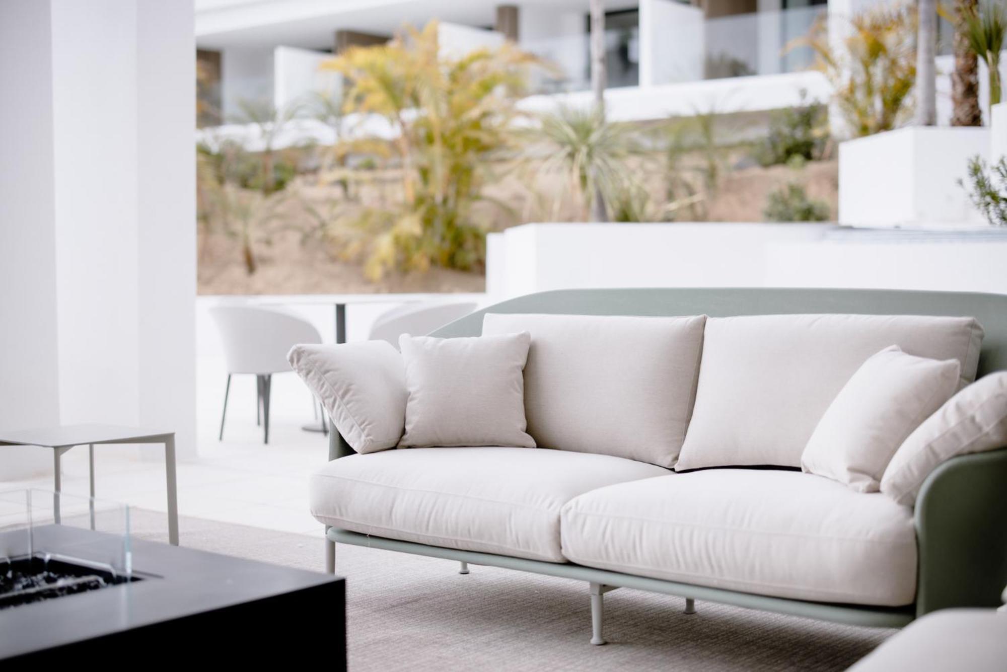 The Flag Hotel Marbella, Estepona Adult Recommended Eksteriør billede